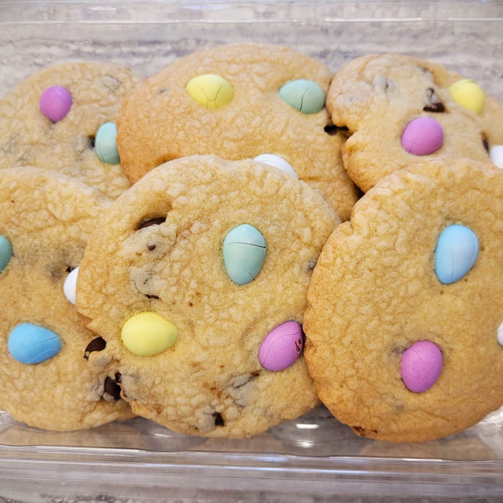 Spring Peepers Homemade Chocolate Chip Cookies (12 in a box)
